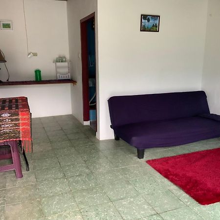 Mario Lakeside Apartments Tuk Tuk Dış mekan fotoğraf